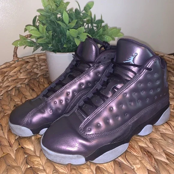 Dark raisin jordan 13 sale
